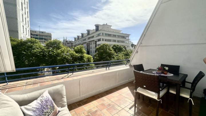 Zu verkaufen Costa del Sol in Marbella - Exklusives Appartement mit Swimmingpool am Strand 
