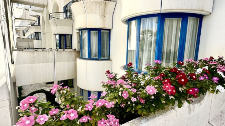 Zu verkaufen Costa del Sol in Marbella - Exklusives Appartement mit Swimmingpool am Strand 
