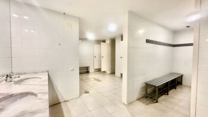 Zu verkaufen Costa del Sol in Marbella - Exklusives Appartement mit Swimmingpool am Strand 