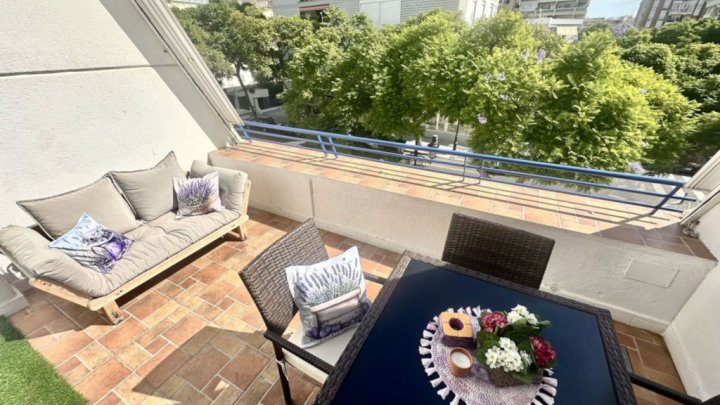 Zu verkaufen Costa del Sol in Marbella - Exklusives Appartement mit Swimmingpool am Strand 