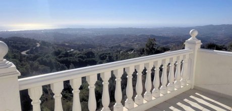 Modernes Ferienhaus Costa del Sol in Valtocado zu verkaufen