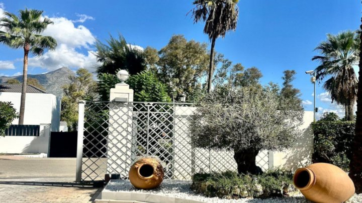Luxusapartment bei Marbella an der Costa del Sol – direkt am Golfplatz zu verkaufen