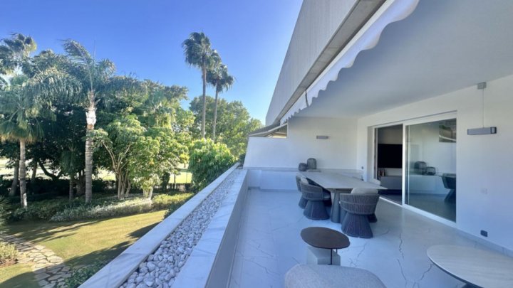 Luxusapartment bei Marbella an der Costa del Sol – direkt am Golfplatz zu verkaufen