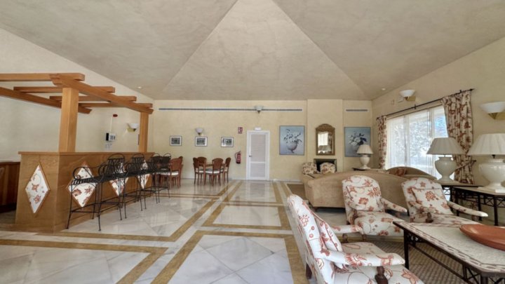 Luxusapartment bei Marbella an der Costa del Sol – direkt am Golfplatz zu verkaufen