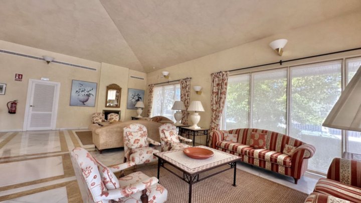 Luxusapartment bei Marbella an der Costa del Sol – direkt am Golfplatz zu verkaufen