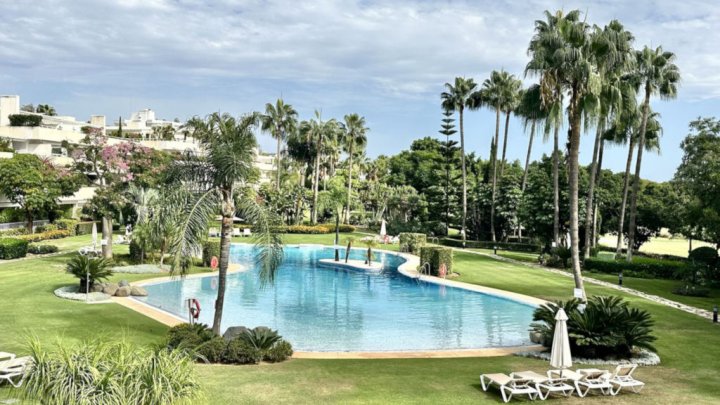 Luxusapartment bei Marbella an der Costa del Sol – direkt am Golfplatz zu verkaufen