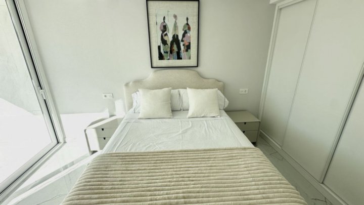 Luxury apartment near Marbella on the Costa del Sol – for sale directly on the golf course.
