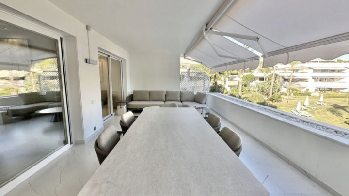 Luxusapartment bei Marbella an der Costa del Sol – direkt am Golfplatz zu verkaufen