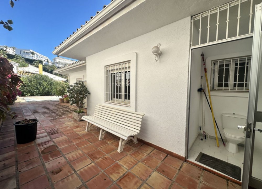 Ferienhaus kaufen Marbella - Exklusive Villa mit Meerblick in Riviera del Sol