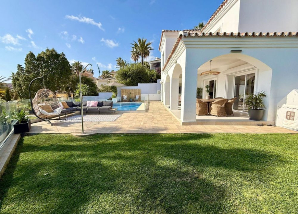Costa del Sol Ferienhaus Spanien am Meer mit privatem Pool