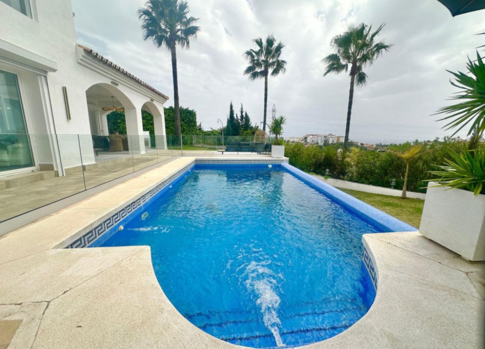Costa del Sol Ferienhaus Spanien am Meer mit privatem Pool