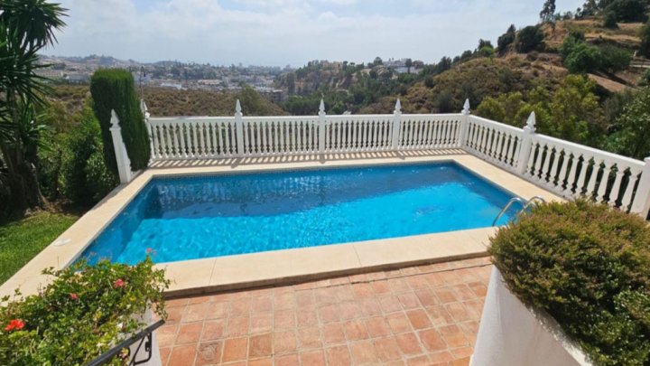 Exclusiva villa con vistas al mar en Campo Mijas cerca de Marbella – lujo y privacidad