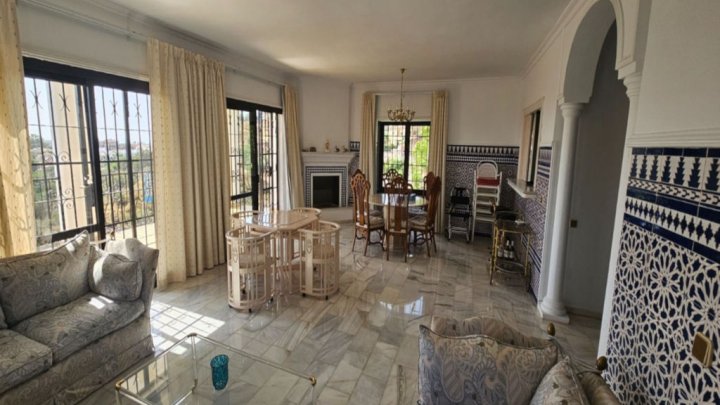 Exclusiva villa con vistas al mar en Campo Mijas cerca de Marbella – lujo y privacidad