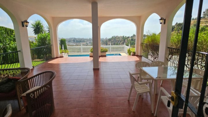 Exclusiva villa con vistas al mar en Campo Mijas cerca de Marbella – lujo y privacidad