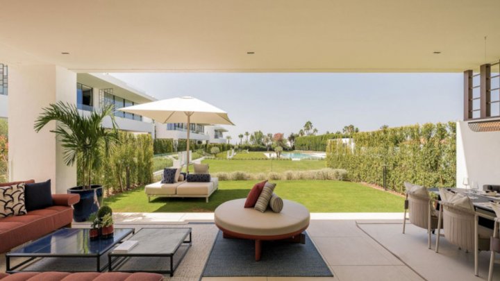Villa de luxe neuve à Marbella, Costa del Sol, avec vue sur la mer et prestations haut de gamme