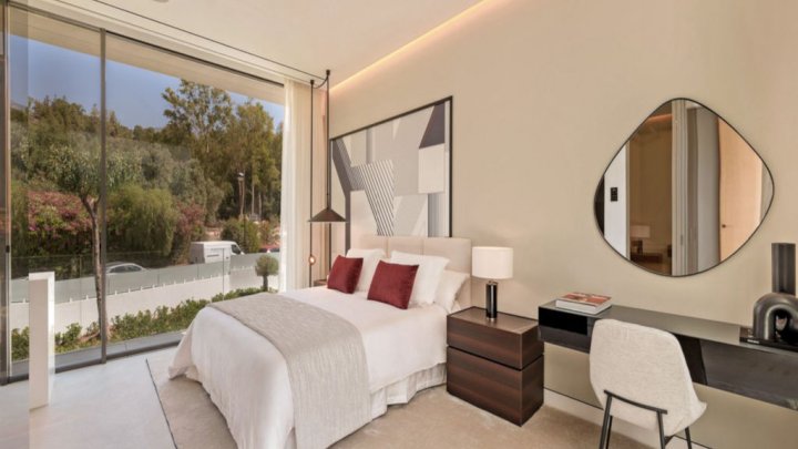 Villa de luxe neuve à Marbella, Costa del Sol, avec vue sur la mer et prestations haut de gamme