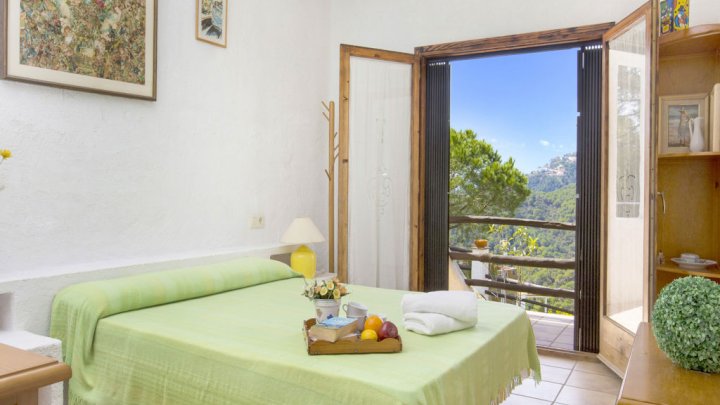 Spanien Ferienhaus Costa Brava mit privatem Pool bei Lloret de Mar zu verkaufen