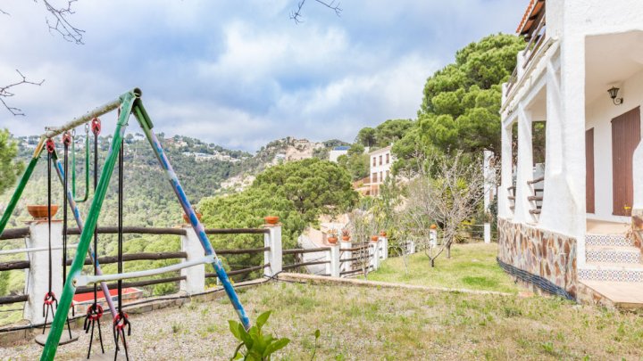 Spanien Ferienhaus Costa Brava mit privatem Pool bei Lloret de Mar zu verkaufen
