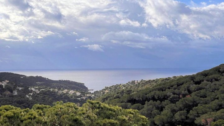 Maison à vendre à Lloret de Mar – Villa avec piscine à Roca Grossa-Serra Brava, Costa Brava