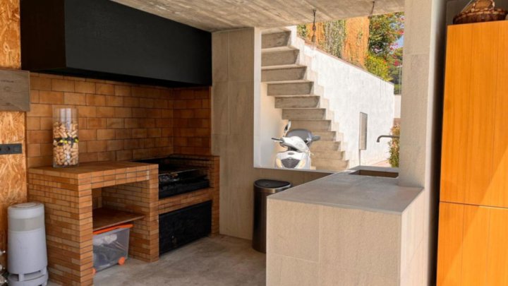 Maison à vendre à Lloret de Mar – Villa avec piscine à Roca Grossa-Serra Brava, Costa Brava