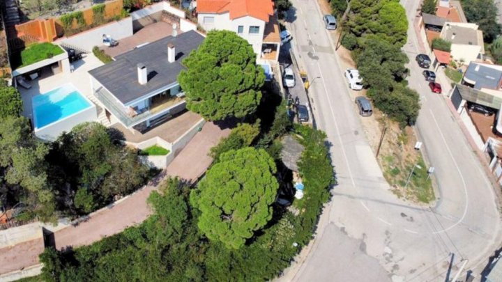 Maison à vendre à Lloret de Mar – Villa avec piscine à Roca Grossa-Serra Brava, Costa Brava