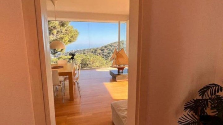Maison à vendre à Lloret de Mar – Villa avec piscine à Roca Grossa-Serra Brava, Costa Brava
