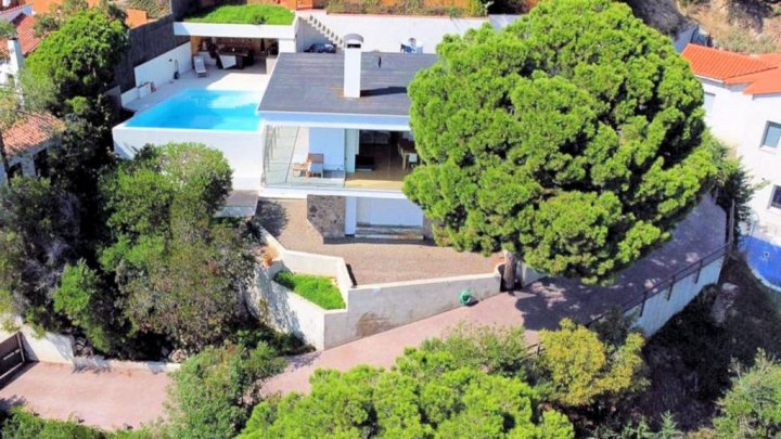 Maison à vendre à Lloret de Mar – Villa avec piscine à Roca Grossa-Serra Brava, Costa Brava