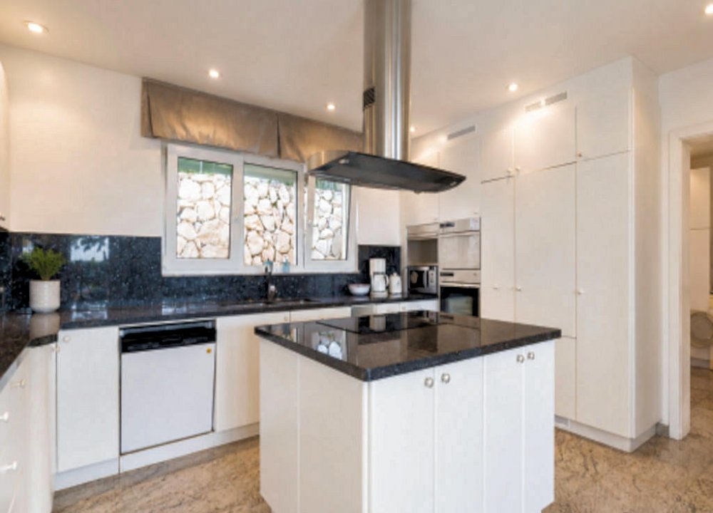 Haus kaufen in Moraira – Ihr Traum vom mediterranen Leben an der Costa Blanca