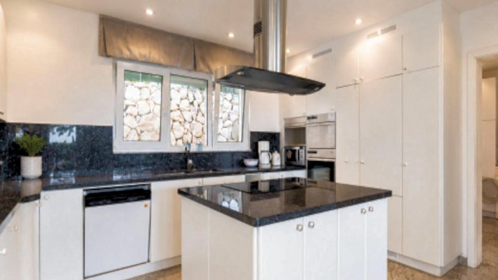 Luxusimmobilie Moraira an der Costa Blanca – Villa mit Infinity-Pool und Panoramameerblick