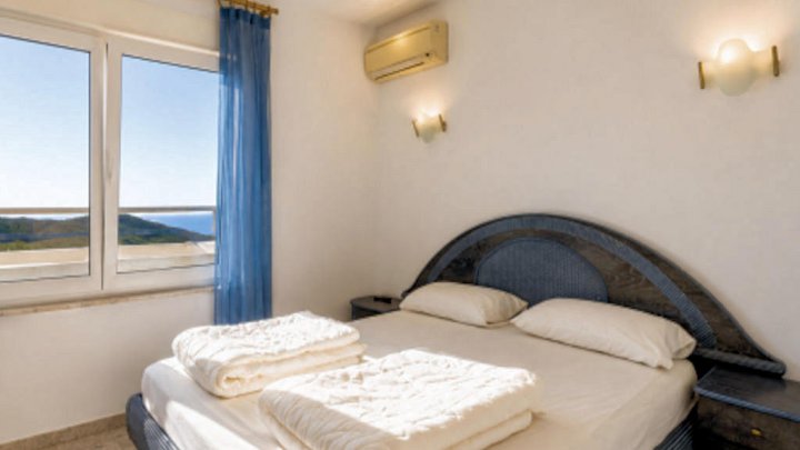 Luxusimmobilie Moraira an der Costa Blanca – Villa mit Infinity-Pool und Panoramameerblick