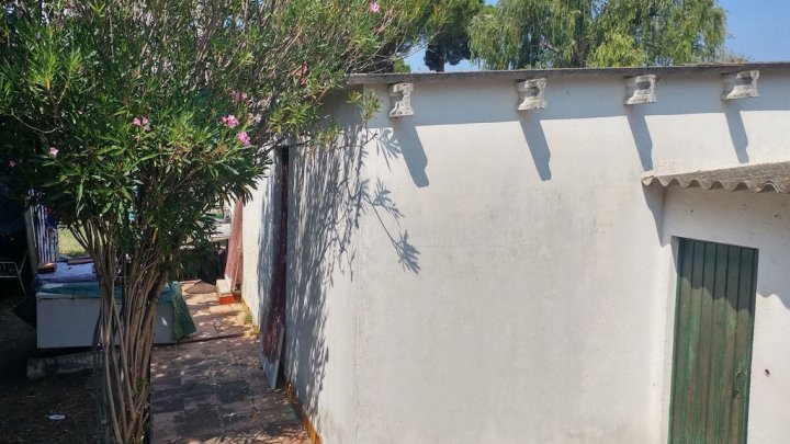 Terrain constructible à vendre au centre de L'Escala, Costa Brava, Espagne.