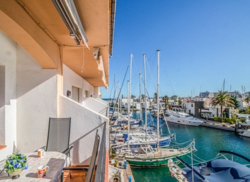 Appartement in Strandnähe in Empuriabrava