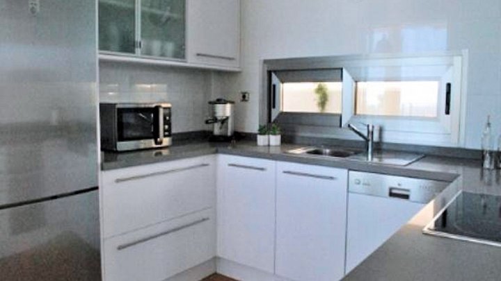 Exklusive Luxusvilla mit Meerblick und Privatpool bei Benidorm – Traumimmobilie an der Costa Blanca zu verkaufen